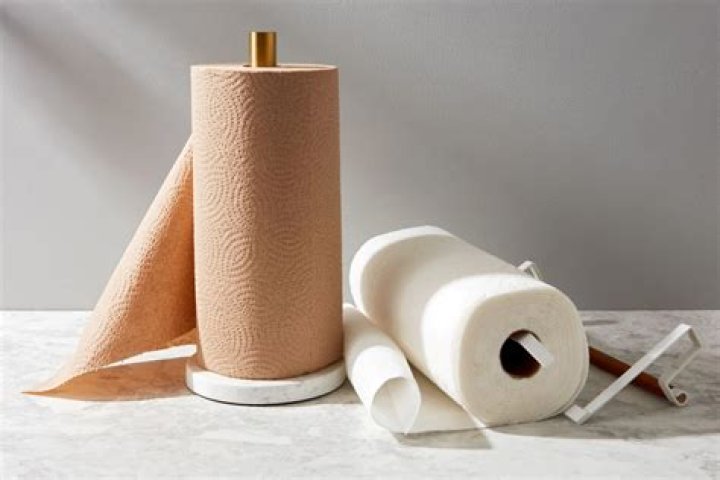Can you use paper towels on quartz?