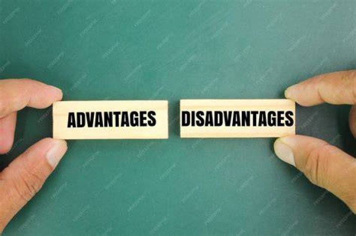 Has the ___ hand (advantage)