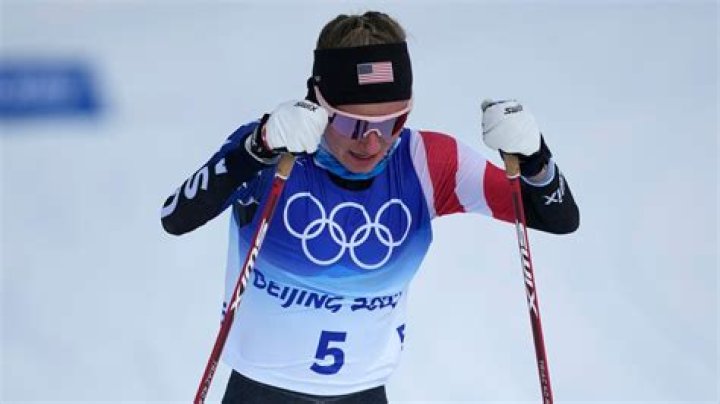 Head coverings worn by some winter athletes and bank robbers: 2 wds.