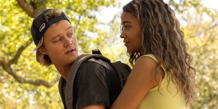 What will happen in season 2 of Outer Banks?